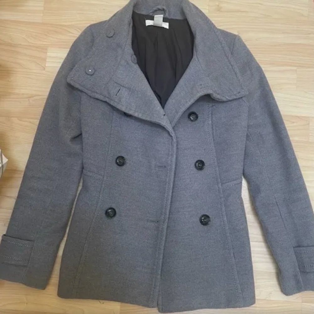 🌸2/40🌸 Grey pea coat